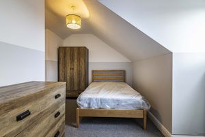 Photo 19- click for photo gallery